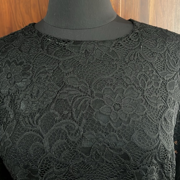 Worthington Lace Bell Sleeve Top - Picture 4 of 8